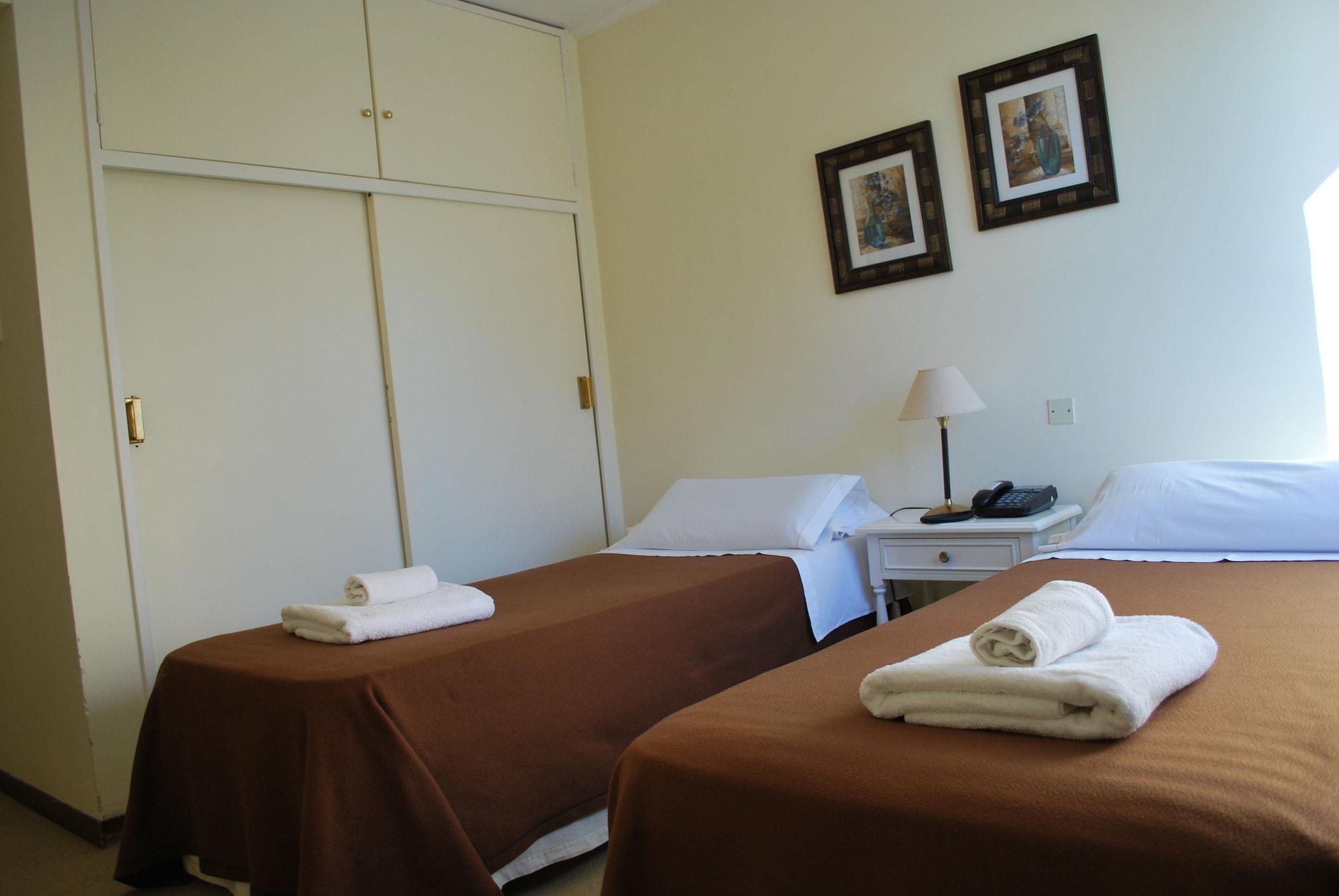 Hotel Gran Madryn ปวยร์โตมาดริน ภายนอก รูปภาพ