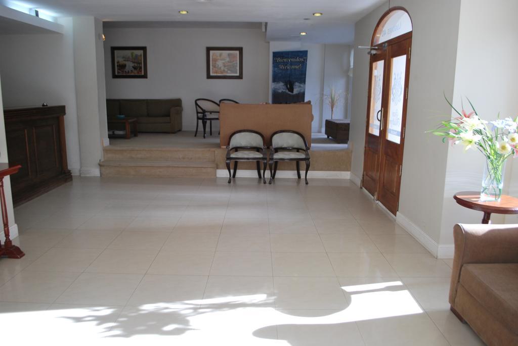 Hotel Gran Madryn ปวยร์โตมาดริน ภายนอก รูปภาพ